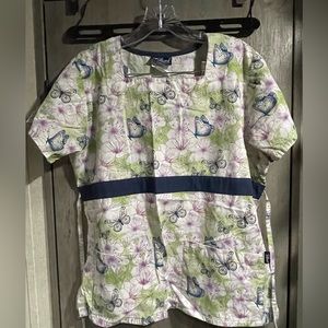 Butterfly scrub top